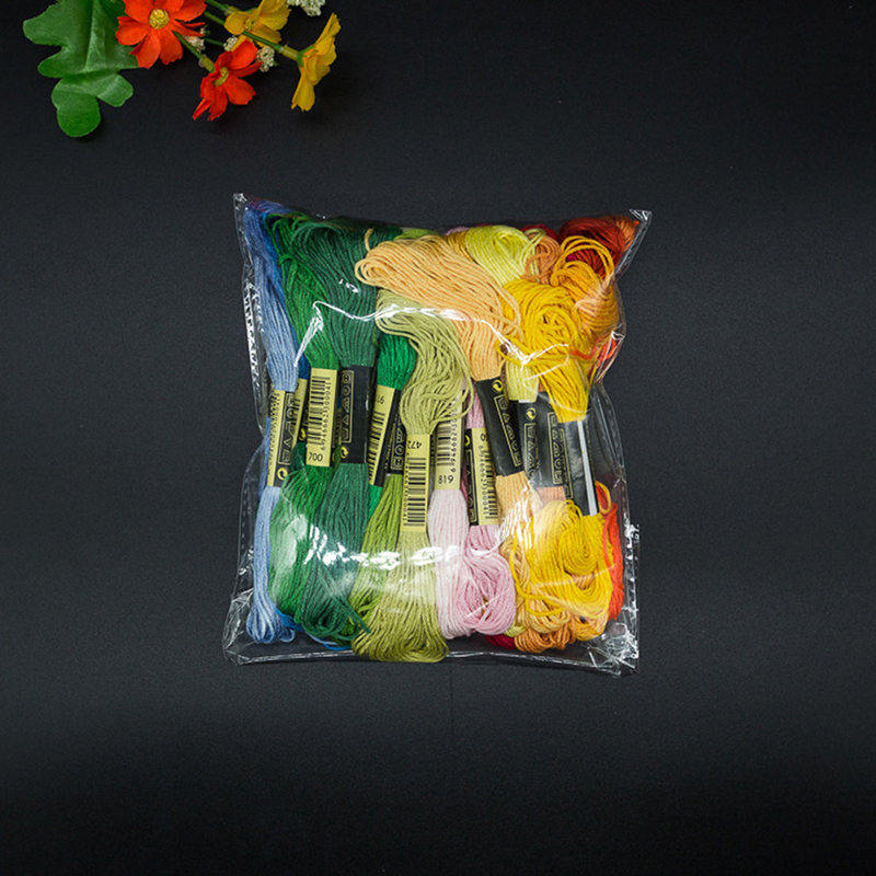 ชุดไหมปักผ้าฝ้ายหลากสี C 24/10 - Cotton Embroidery Thread Skeins บทวิจารณ์และราคา